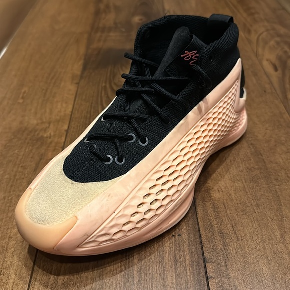 ADIDAS AE 1 ANTHONY EDWARDS WITH LOVE ACID ORANGE/BLACK US Size 7, Used - Picture 2 of 8